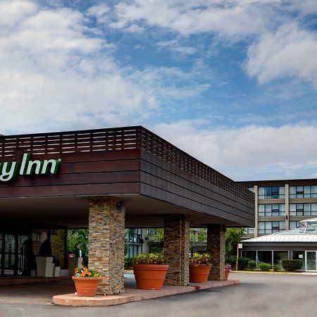 Holiday Inn Toronto Airport East By Ihg Екстер'єр фото