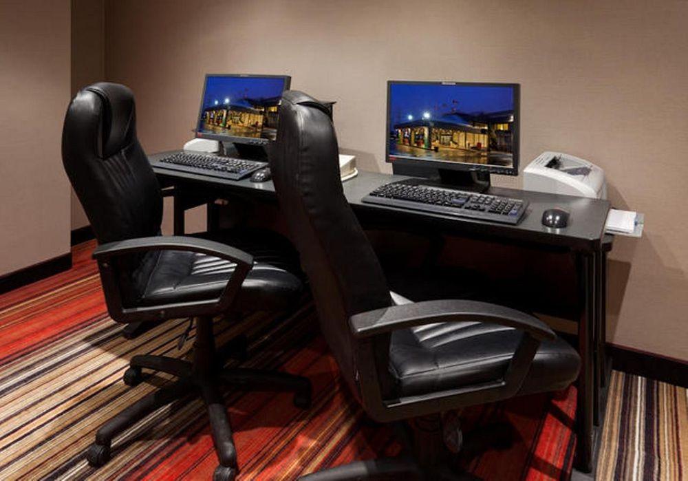 Holiday Inn Toronto Airport East By Ihg Екстер'єр фото
