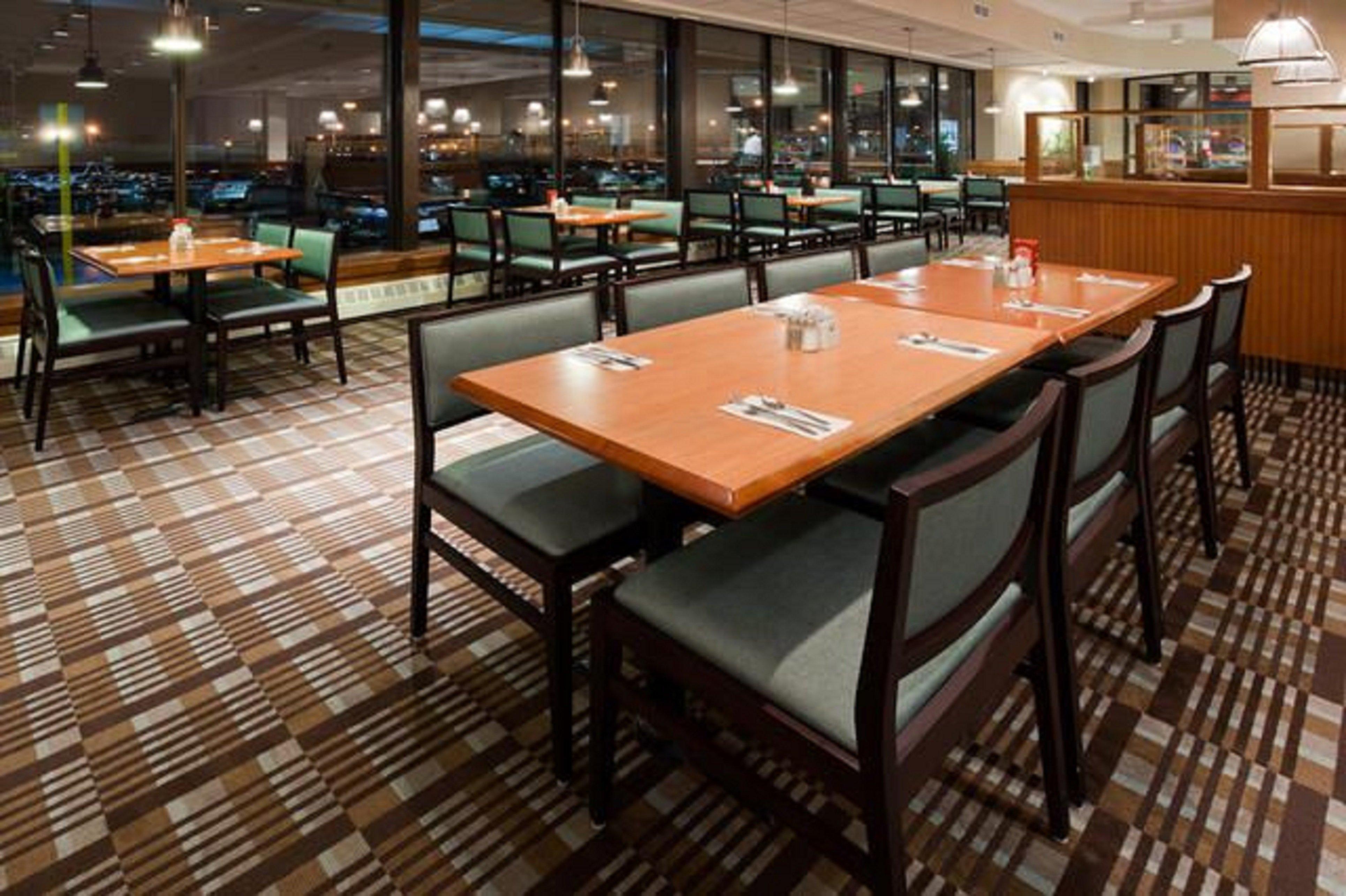 Holiday Inn Toronto Airport East By Ihg Екстер'єр фото