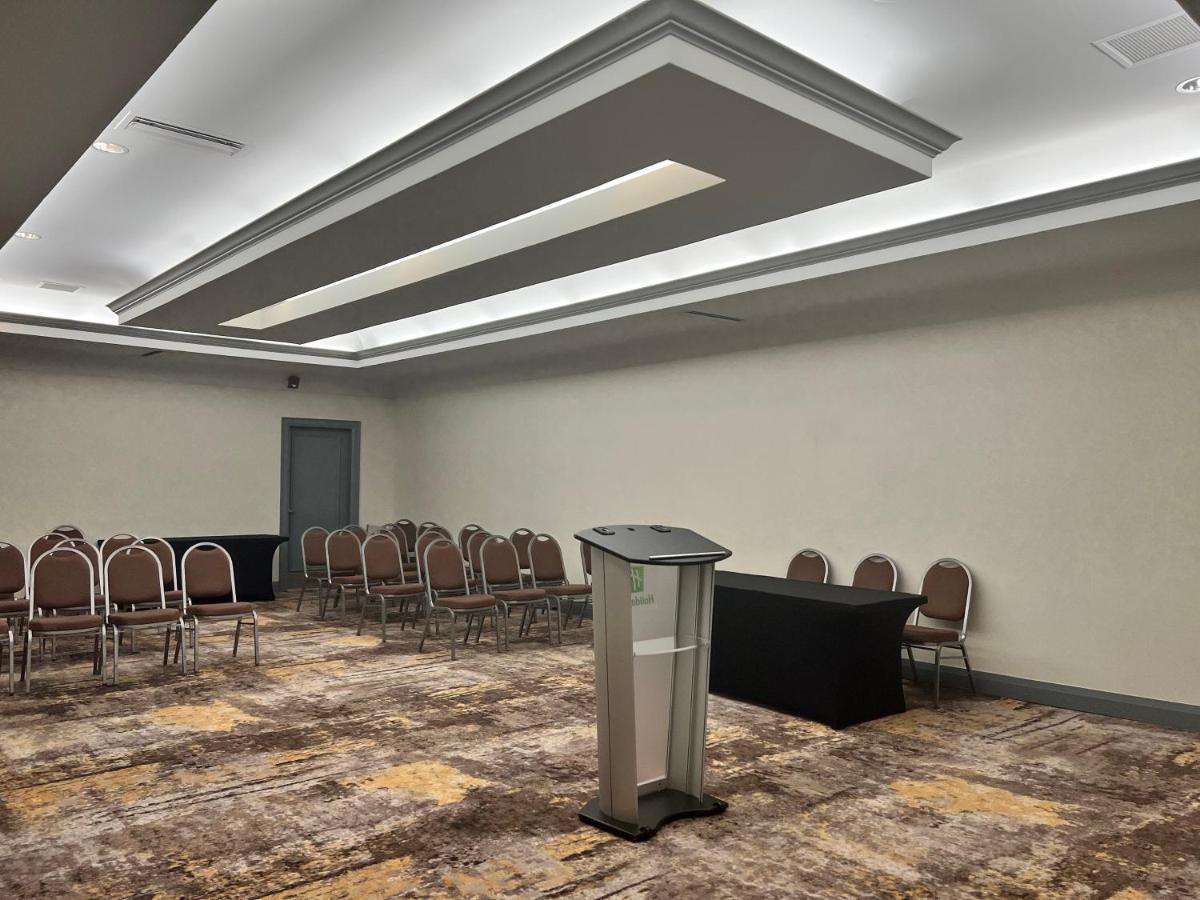 Holiday Inn Toronto Airport East By Ihg Екстер'єр фото