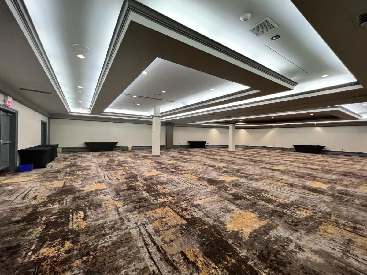Holiday Inn Toronto Airport East By Ihg Екстер'єр фото