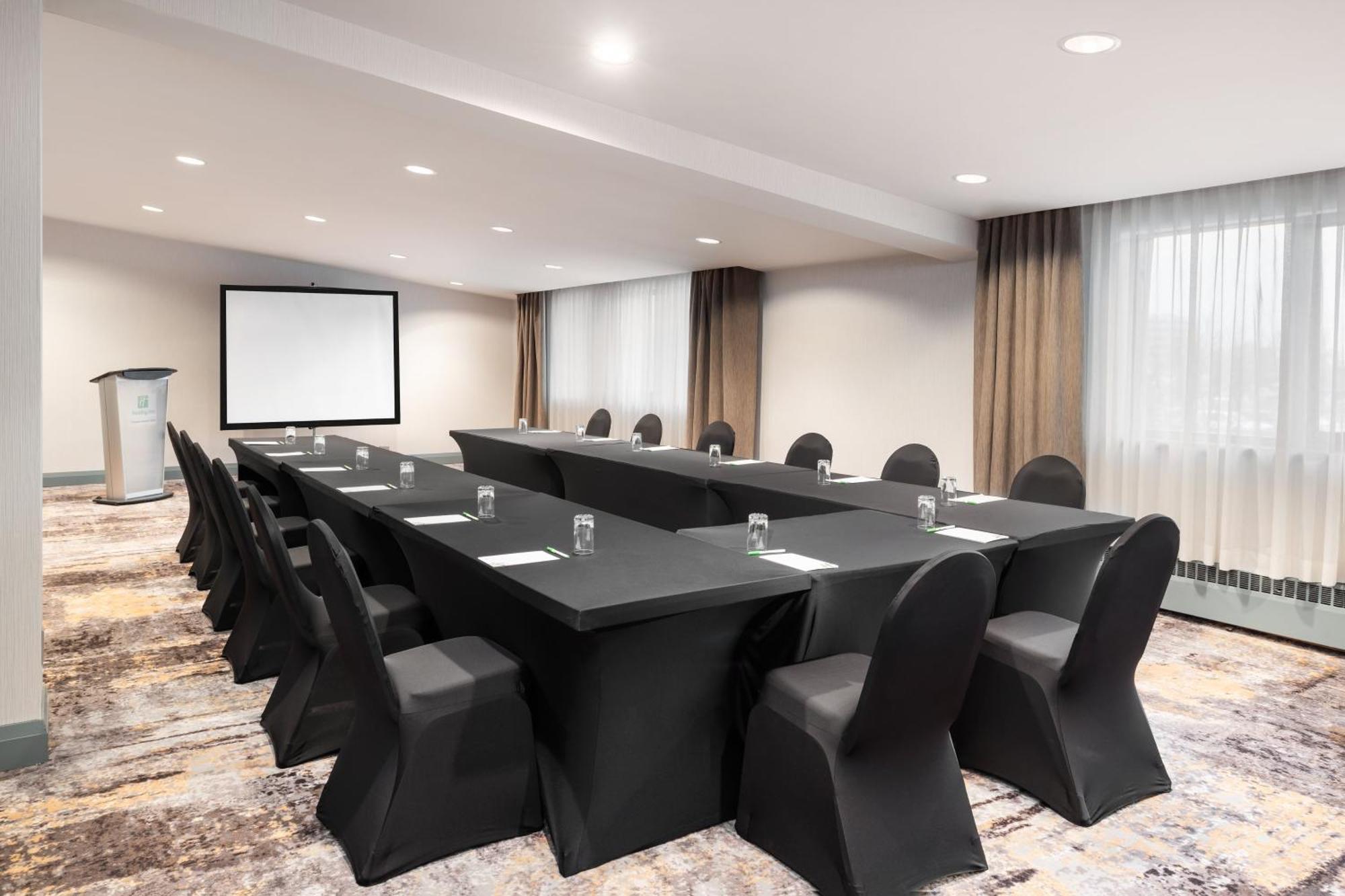 Holiday Inn Toronto Airport East By Ihg Екстер'єр фото