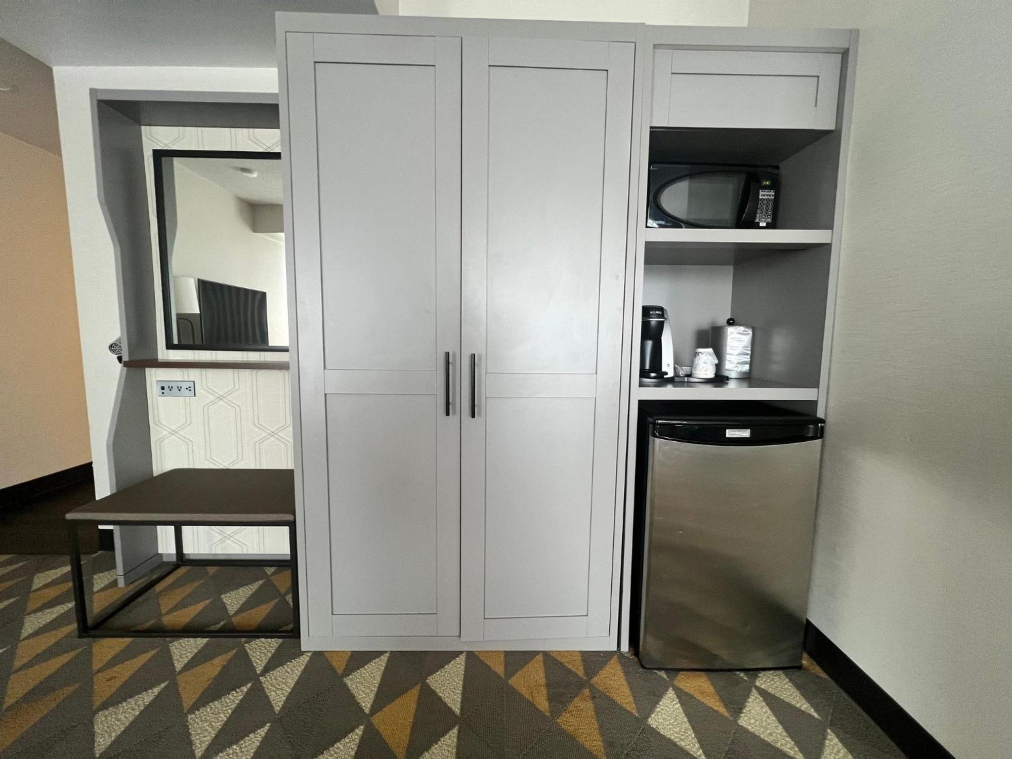 Holiday Inn Toronto Airport East By Ihg Екстер'єр фото