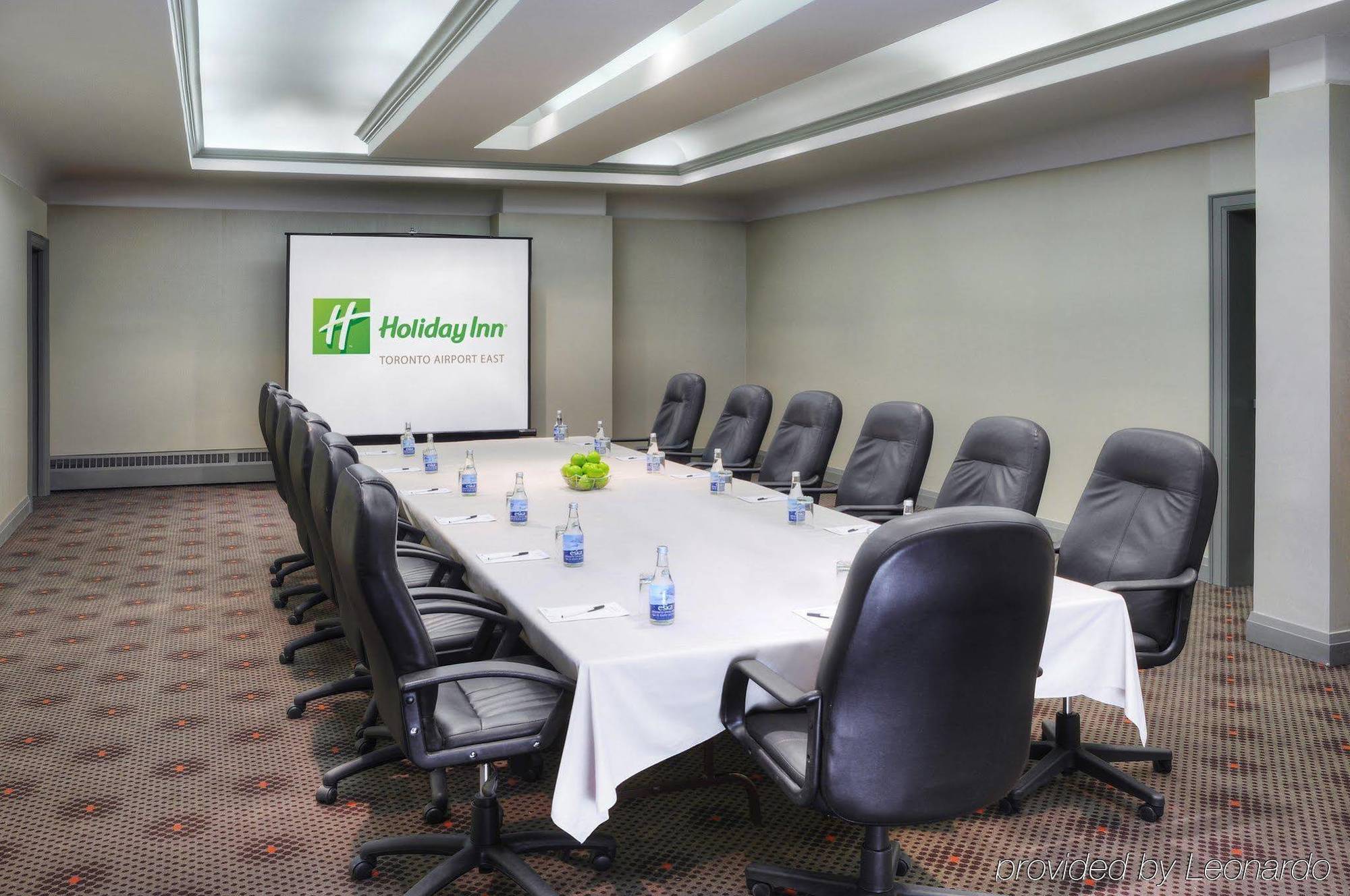 Holiday Inn Toronto Airport East By Ihg Екстер'єр фото